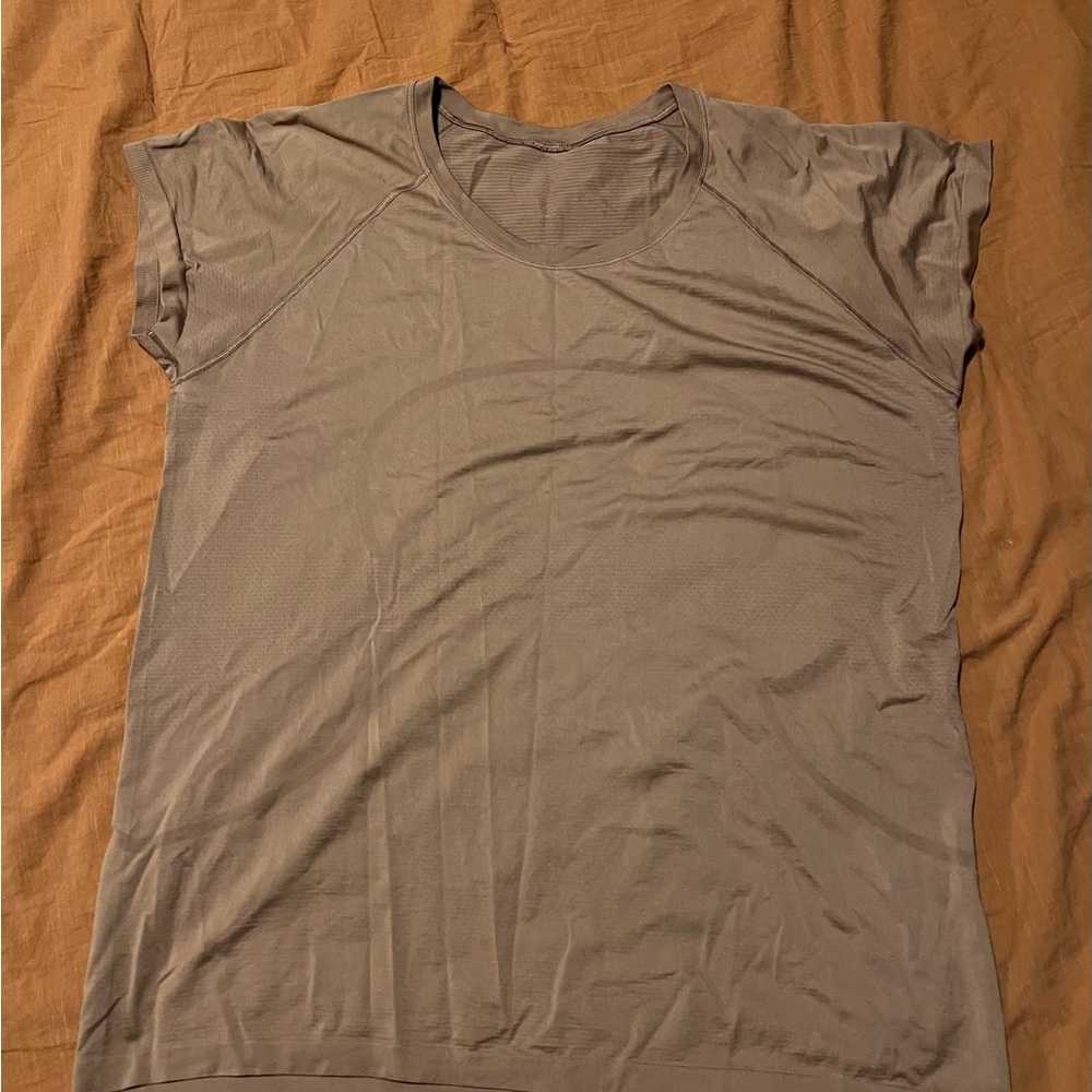 Lululemon Swift Tech shirt sleeve 2.0 size 20 color spiced chai
